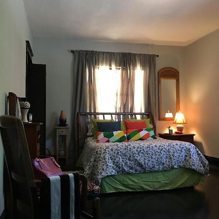 Private Room In The Heart Of Little Havana 마이애미 외부 사진
