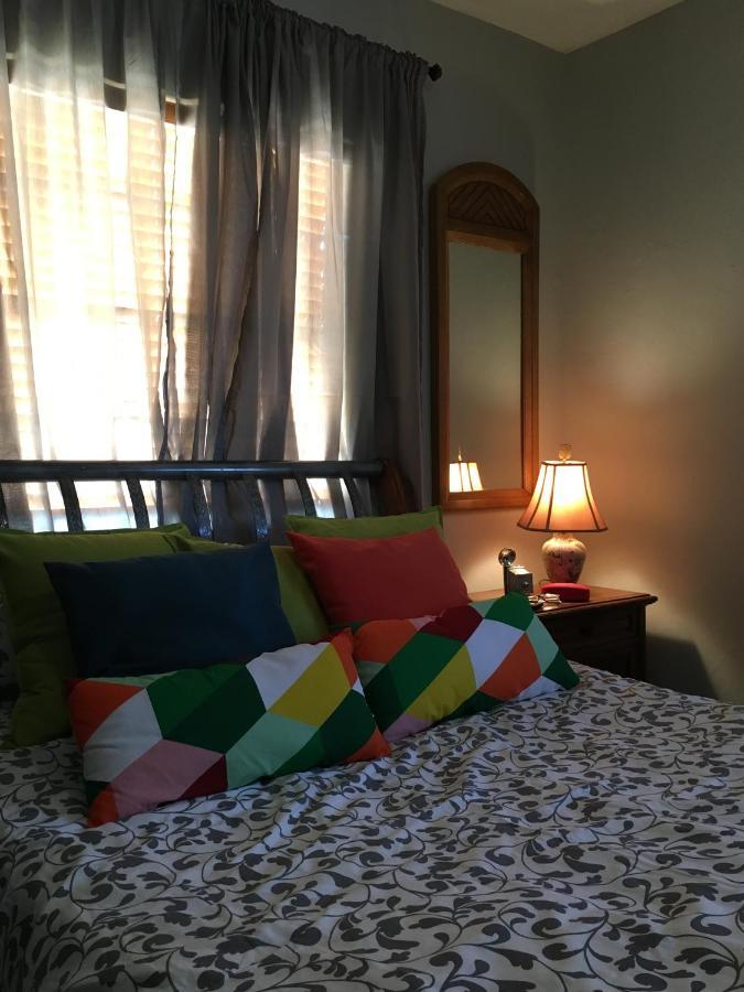 Private Room In The Heart Of Little Havana 마이애미 외부 사진
