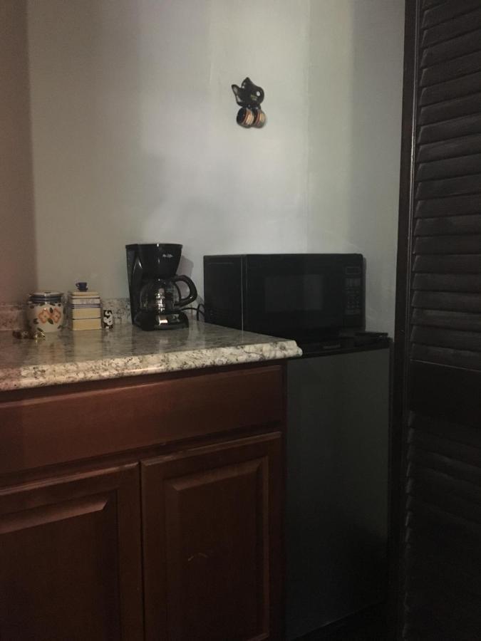 Private Room In The Heart Of Little Havana 마이애미 외부 사진